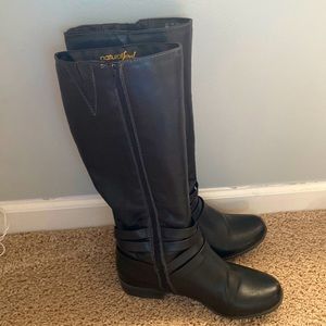 Size 9, womens boots, natural soul by naturalizer brand, shiny black